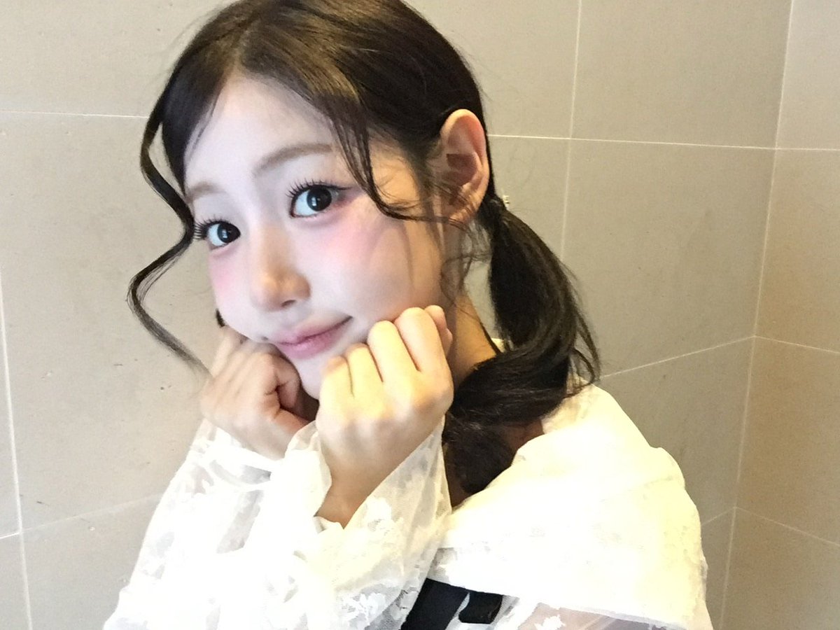 malang050318's tweet photo. 볼찌빵🤍 #예원 https://t.co/BQwYrndxiE