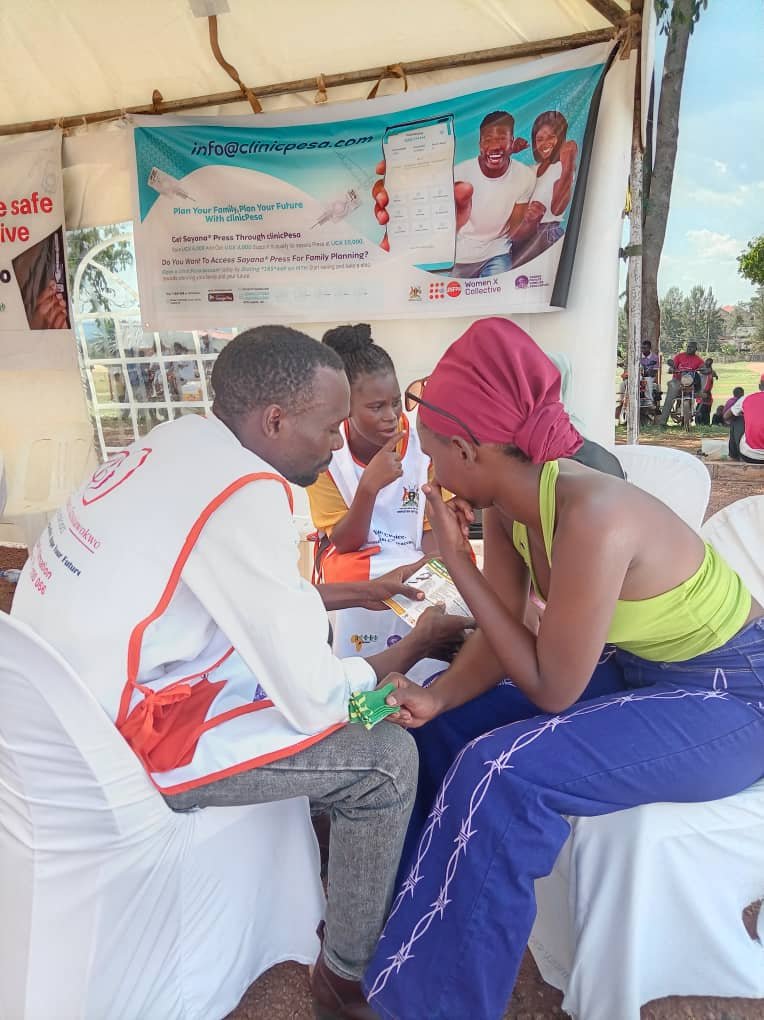 AcordUganda's tweet photo. Community activations for Sayana Press (DMPA-SC) are ongoing in Jinja &amp; Iganga!ACORD Uganda, with support from @UNFPA , is bringing information and contraceptive access closer to communities.
#SayanaPress #ACORDUganda #FamilyPlanning #Uganda https://t.co/RQdHHSWyk1