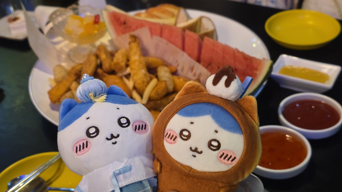 imnothasun's tweet photo. 술 안 먹는데 친구 생일이라 술집에 오다. https://t.co/MnqzcR963Z