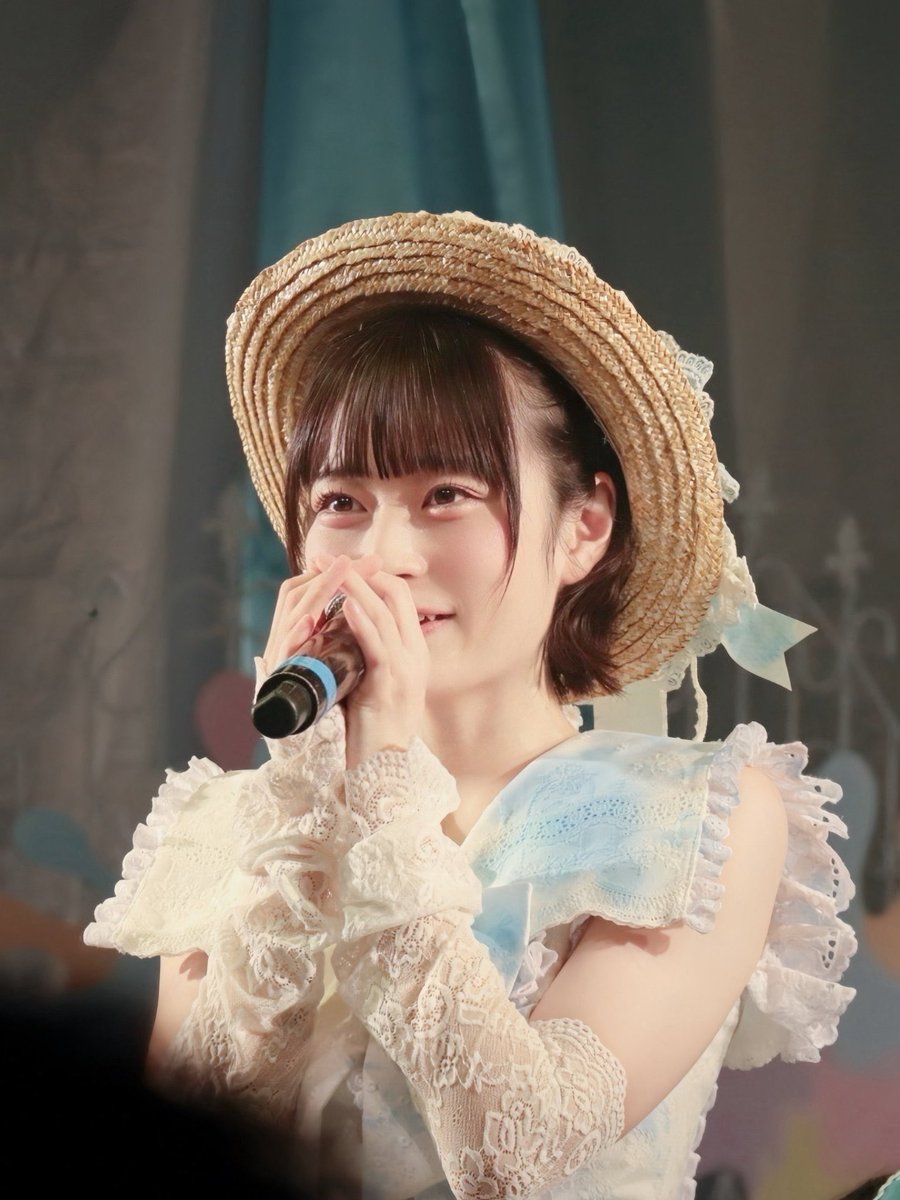 yumeno_parepare's tweet photo. ＼　追加販売スタートしました⏰💐　／

10/6(火) 17:00～開催
オンラインチェキサイン会
🎂比嘉ゆめの生誕スペシャル🎂

先日完売をいただいた
生誕チェキの【追加販売】
ただいまスタートしました✨

https://t.co/0d116sr0GF

追加してほしい！の声を届けてくれたみんな
本当にありがとう（ ;  ; ）

残り枚数分からないんだけど
まだありそう！！

前回ゲットできなかったよ！の方
ぜひチェックしてくれたら嬉しいです◎

そして、最初の販売でゲットしてくれた方の中で
ゲット出来てなかった方が買えるまで待つね〜
と少し待ってくれていた方も
ありがとうね…！🥲♡

販売開始から少し時間も経った
＆ゲット報告を続々といただいているので
追加で欲しいなと思ってくれている方は
もう追加していただいて大丈夫です◎
大歓迎だよ〜
待ってくれてありがとう💌

チェキのゲットルールは
最初の販売と同じです！🎨🫧

生誕祭が終わっても
まだまだ一緒に余韻楽しもうね🎂🩵
10/6まで生誕祭！？だ！！！

一枚一枚たっぷり気持ち込めて書きます！
よろしくお願いします