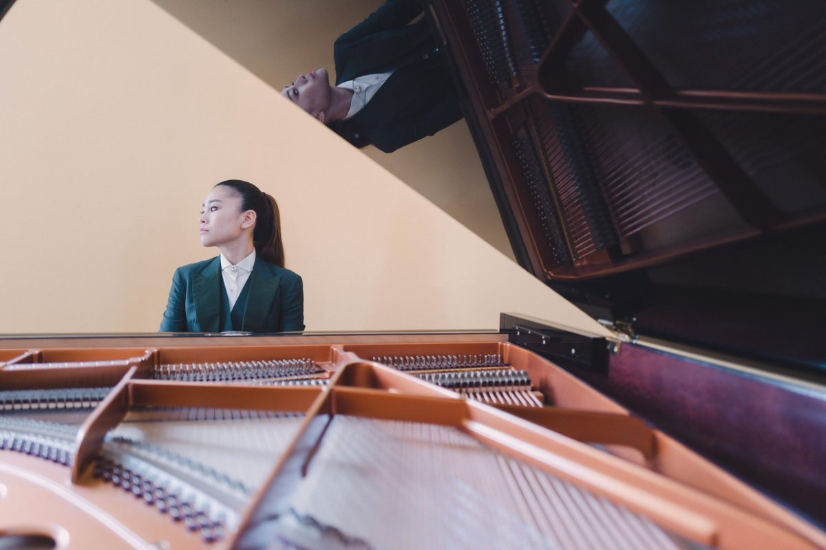 OperaRoma's tweet photo. L’Opera partecipa a PianoCityRoma, il festival pianistico diffuso che trasforma la capitale in un grande palcoscenico a cielo aperto. Il 3/10 (h.21) al Teatro Costanzi risuoneranno le note delle Variazioni Goldberg di Bach, interpretate da Gile Bae.

Ingresso gratuito* https://t.co/8sW8VbaCu8