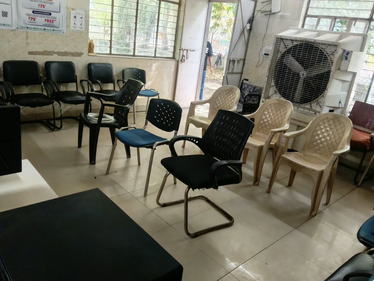 shashi1gs's tweet photo. CSC Delhi.. #SwachhataPakhwada 2026 by cleaning the office premises and promoting a clean, healthy, and hygienic workplace.

Together, let’s contribute towards a Swachh Bharat.

#SwachhCSCSwachhBharat #SwachhataHiSeva2026 https://t.co/UA1mVODr0M