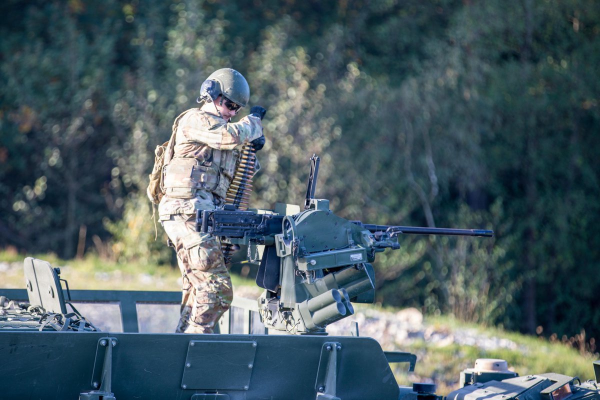USArmyEURAF's tweet photo. Soldiers assigned to 3rd Squadron, 2d Cavalry Regiment loaded M2 .50-caliber machine guns and maneuvered Stryker armored vehicles during a live-fire exercise at Grafenwoehr Training Area, Germany.

#ThisIsUSAREURAF #2CR #ItWillBeDone #SwordofFreedom https://t.co/P0QRXzu8Cz