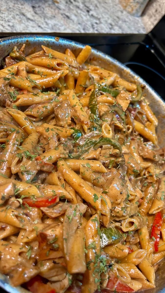 bossbabejass's tweet photo. Pasta LOVERS 😍 https://t.co/ltkr2yowOM