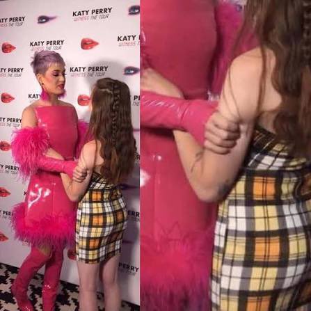 holawandi's tweet photo. Cuando empecé a escuchar karma killer lo agarré a mi marido como si fuera Katy Perry con la fan. PREPÁRATE NENITO. https://t.co/VnveD4HB7Y