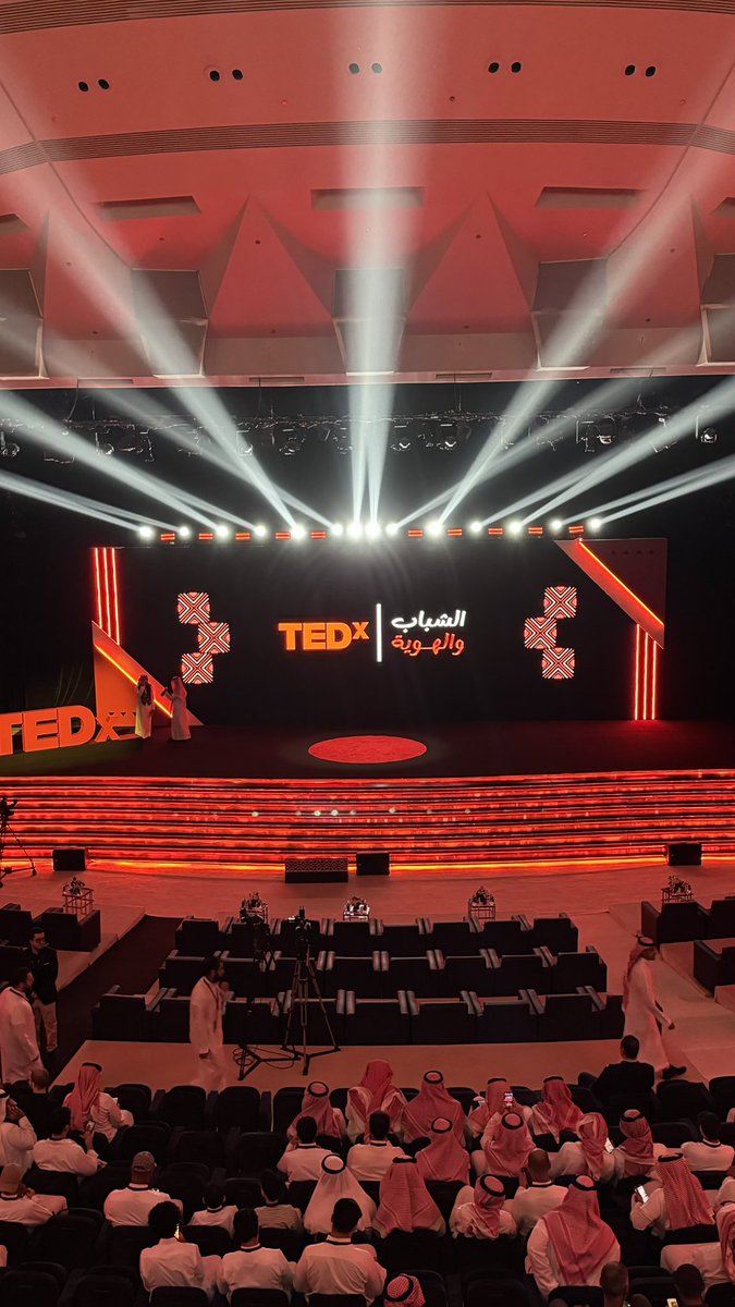 herblueocean's tweet photo. حضرت TEDx جامعة الملك سعود، وكانت تجربة جميلة ومثرية جدًا! 🤍
استمتعت كثير بالحضور، واستفدت من كل متحدث ومن كل فكرة طُرحت. فعلًا كانت فعالية ملهمة، وسعيدة جدًا إني كنت جزءًا منها. ✨
#Tedxksu #الشباب_والهوية https://t.co/eTfEi5pmR1