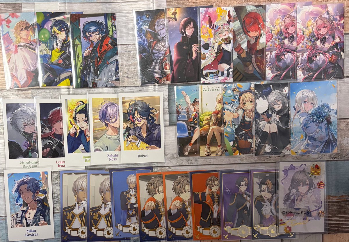 RM_sub_1's tweet photo. にじさんじ 【️交換・買取・譲渡】
ノスタルジアコレクション 2026 共通衣装 メモリアルグッズ チェキ チェキ風カード

譲▶︎画像①or~定価+送料
求▶︎画像②(各1)or~定価+送料

ID本垢です🙇🏻‍♀️
同異種〇
①上段左3名は纏めてor抱き合わせ優先

②上段+EN最優先、他は優先低
買、譲→PayPay、銀行振込 https://t.co/5SAgdcL3BI