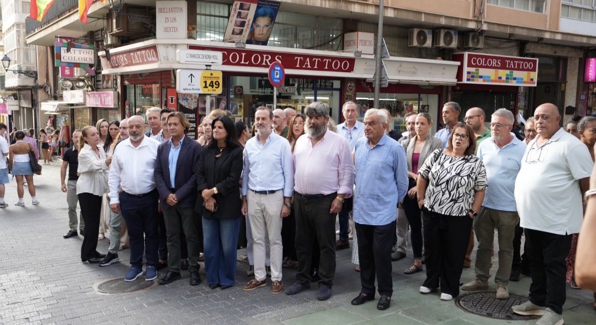voxbaleares's tweet photo. VOX Baleares arranca el nuevo curso político en Palma.

🏠 Vivienda
🏛️ Desregulación
🗣️ Remigración

María Ruiz y Gabriel Le Senne expusieron las líneas que VOX quiere llevar al debate político en Baleares durante los próximos meses. https://t.co/23mNTEiyh2