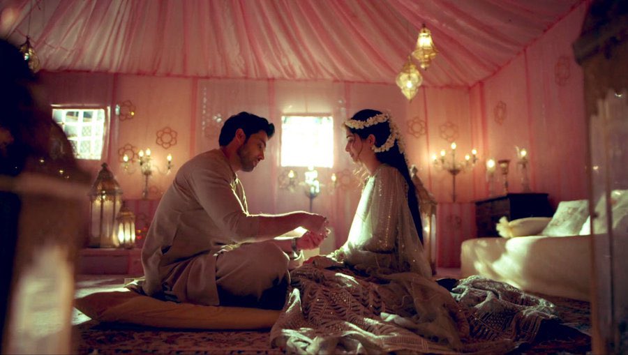khakbarabar's tweet photo. kuch nae bas is majnu k 7 salun k arman hain jo wo ek hi event mn poray karnay pe tullay hain

#SeherHoneKoHai https://t.co/Mx8KUHqI7R
