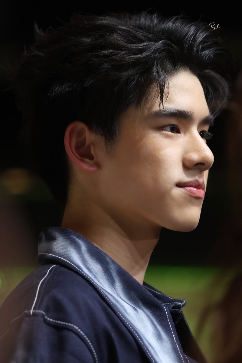 jinbilllxxx's tweet photo. So proud of you ayp 💓🤏🏻 

YUJEENYUGENE AT SIAM CENTER BIFW26
#SiamCenterBIFW2026xYUJEENYUGENE

#ujeenayp_  

@ujeenayp_ https://t.co/bCHJArXQLr