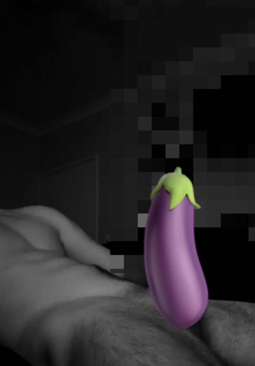 revcbanks's tweet photo. who wants video🎥💎 
#fyp #viral #nsfw #australian #bigdick https://t.co/0euMqDDsqe