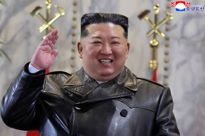 FAST_jutsu's tweet photo. @AsianDawn4 North Korea, negro-free for 78 years! How does he do it! https://t.co/MwoZiSmA6E