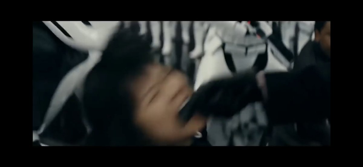 NightLunaStar1's tweet photo. @robby_weidemann What if he gave her food during the elevator scene?
Kylo: "you're Hungry?"
Rey: "What?"
Kylo reveals a little snack
Rey's mouth waters and she immideatly bites into the snack. She is so greedy that she even bites his fingers 
Kylo:"Ow" 
Rey: "Not my fault. My hands are in cuffs" https://t.co/BH6UKJEXyO