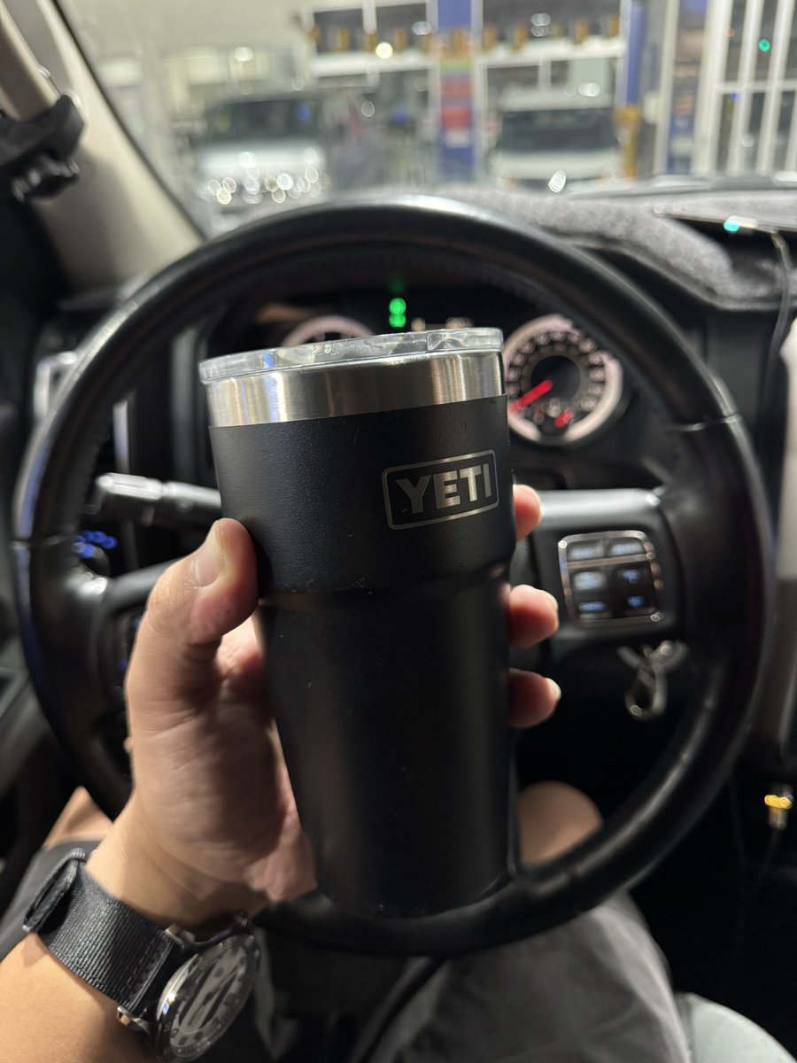 gucci_valley's tweet photo. 今週末は大分へ向けて出発

アジア大会と鈴鹿から帰ってきてバイクを降ろす間もなく積みっぱなしで出発😅 https://t.co/15xqSQQ3mx
