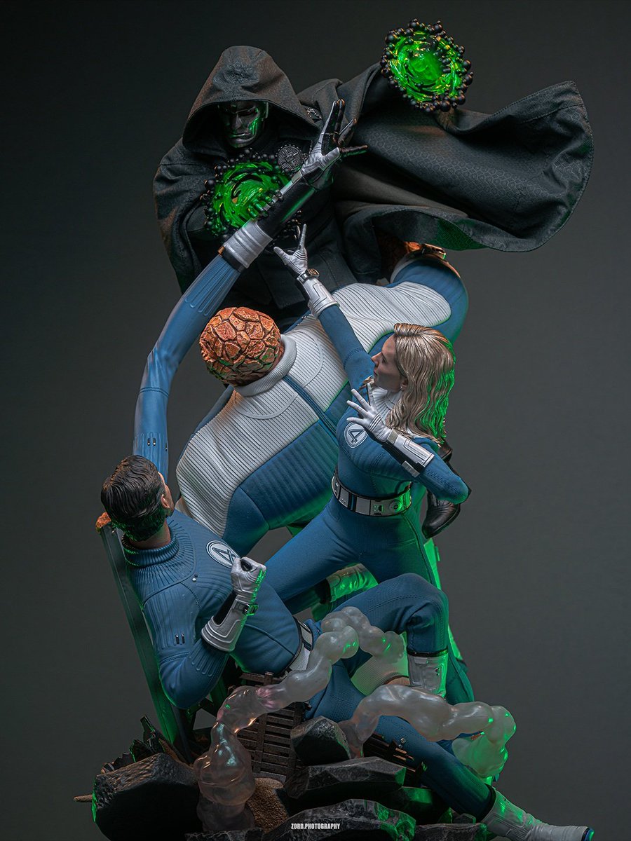 marvel_updat3s's tweet photo. First look at Hot Toys’ Doctor Doom and Fantastic Four figures for ‘AVENGERS: DOOMSDAY’ https://t.co/gdsYQXkgxU