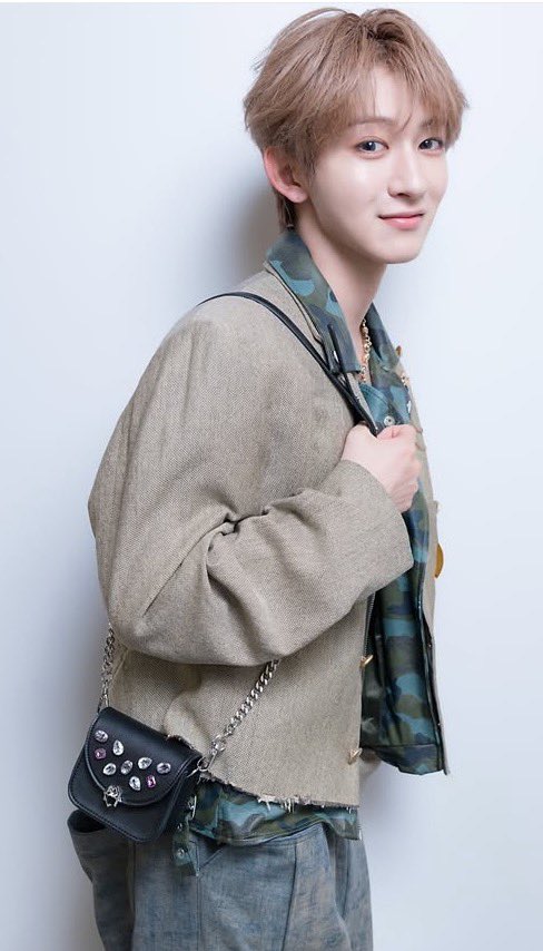 naochan04032818's tweet photo. #ViVi国宝級イケメンランキング
2026年下半期NOW部門
MAZZELのNAOYAくんに投票しました✨️
朝からランニングをしたりジムに行ったり自分磨きを続ける頑張り屋さん✨️
影の努力があるからこんなにも魅力的なんだろうな😌💖
#MAZZEL_NAOYA https://t.co/aWj2Om9UYW