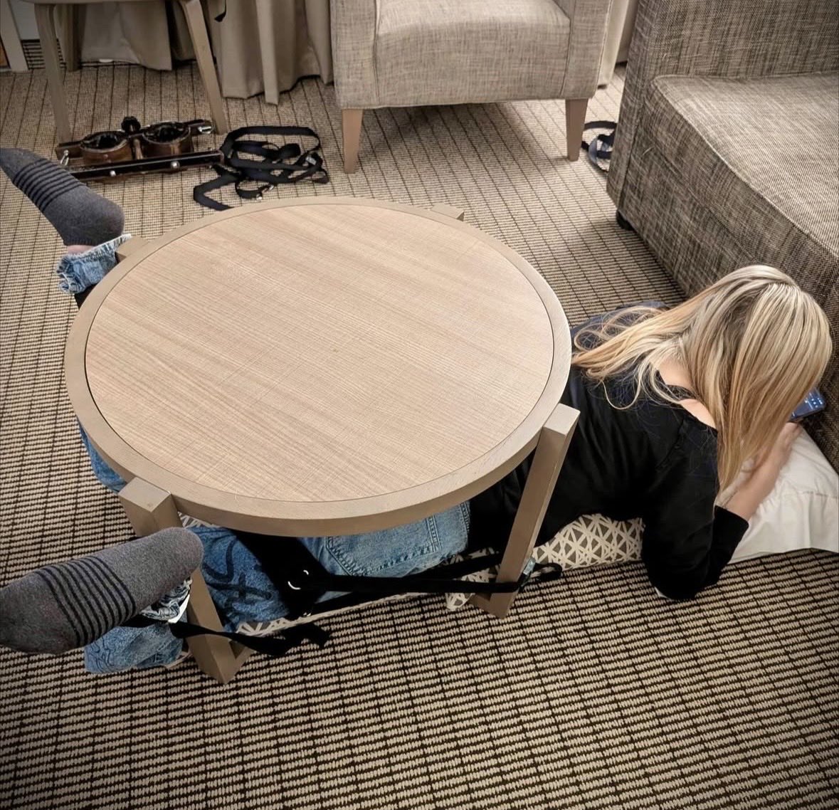 theminipotat's tweet photo. Throwback to last year when I lived out my dream of being a ticklish piece of furniture 🪶🦶🏻perfect for hours of effortless torment 😈 https://t.co/MyJ6zPcBpi