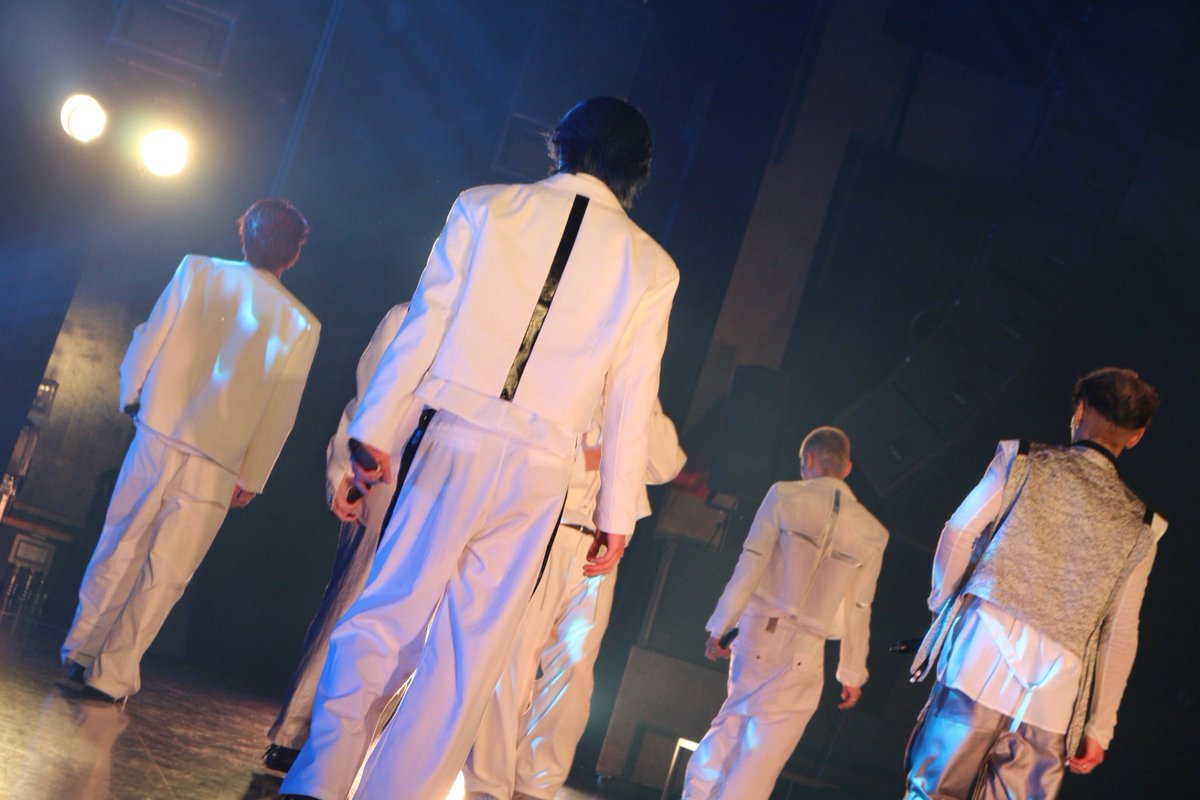 DefClass_'s tweet photo. \ ニコ生でライブをもう一度!!! /

2026年9月23(水祝)
#DefClass 初のワンマンライブ🗽✨
『FREEDOM〜ストリートからの逆襲〜』ニコ生独占生中継をアーカイブでも!!!

ライブの感想はぜひ #ニコ生のデフも最高 を付けてシェアして下さい💨

■チケット情報
チケット価格：3,000円(税込) 
販売期間：2026年10月22日(木)23:59 まで
配信サービス：ニコニコ生放送
▼チケット購入はこちら
https://t.co/v2dW9jVsaI

■視聴URL
https://t.co/dsrSEISO6X
タイムシフト視聴期間：2026年10月23日(金)23:59まで

※チケット未購入の方でも一部ご視聴いただける「チラ見せ」パートがあります。
全編をご視聴になるにはチケットの購入が必要になります。
※タイムシフト期間中であれば何度でも、生放送終了後に番組を視聴することが可能です。
#DefClass #FREEDOM #ニコ生