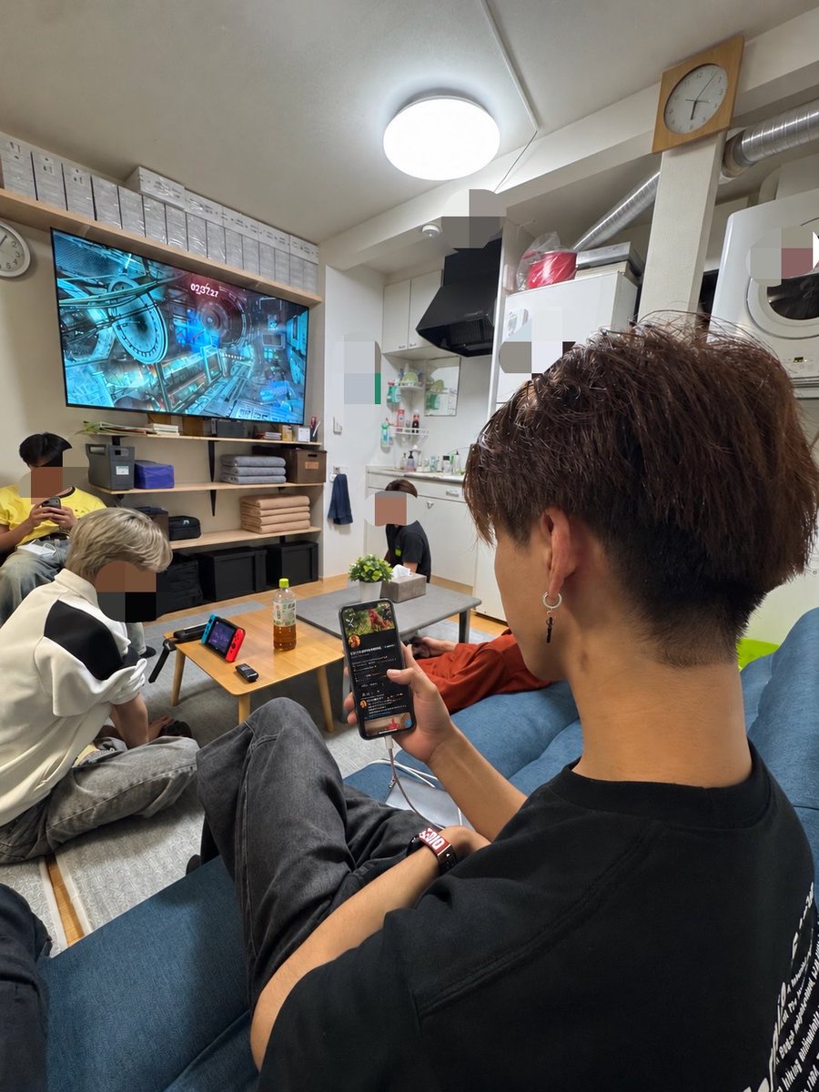 kids_kokekokko's tweet photo. こんばんはコケ🌙
こちらのボーイさん、髪切りたてｺｹ✂️
襟足スッキリ🐓✨
にわとりがそこまで刈り上げたら寒くて鳥肌立つｹｺ、、もう立ってたｺｹ💦

一緒にいて自然体で過ごしてくれる、飾らないボーイさんｺｹ🐔
リピーターさんが多いのも納得ｹｺｰｰｰ！

@KIDS_kengo https://t.co/Goukp6BImg