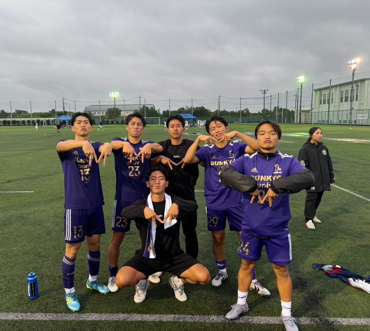 ishii__haruto's tweet photo. 10月から1ヶ月2万円生活を始めました。 
理由は無駄な出費を抑えてお金を貯めるためです。
冬の遊びに備えます。

1人だと誘惑に負けてしまうので、いつも一緒に帰るメンバーとチャレンジしてます。
@iemotoippei 
@TAKADA06212 

1ヶ月頑張ろう。 https://t.co/pv0Cnt3Aih