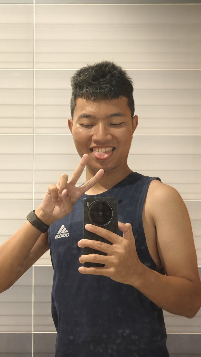 saksit3539's tweet photo. หวัดค้าบ😆
#ชัยนาท https://t.co/WO12VTsaIu
