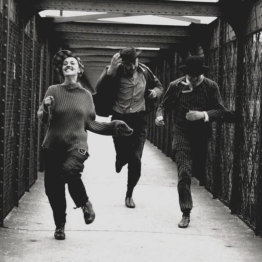 dunnothevitch's tweet photo. Jeanne Moreau, Henri Serre  
Oskar Werner  JULES ET JIM 
(François Truffaut, 1962) 
Raymond Cauchetier  📸 https://t.co/frz8ZRQQ8M