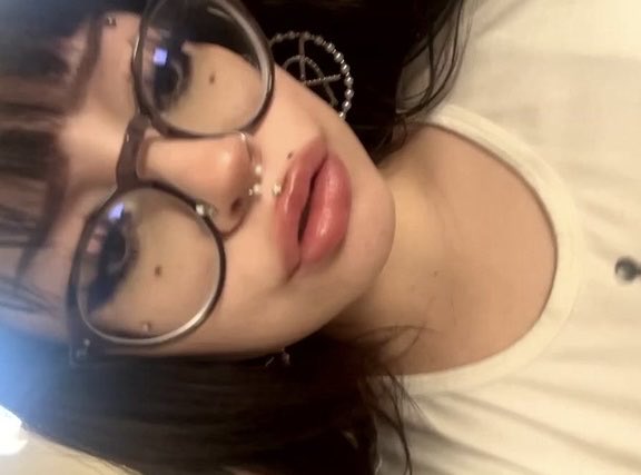 lustxbride's tweet photo. gooodmorning losers. i know some of yall got paid today so meet me in my dms🤭💸🫶🏻 https://t.co/npDIDY2xn9