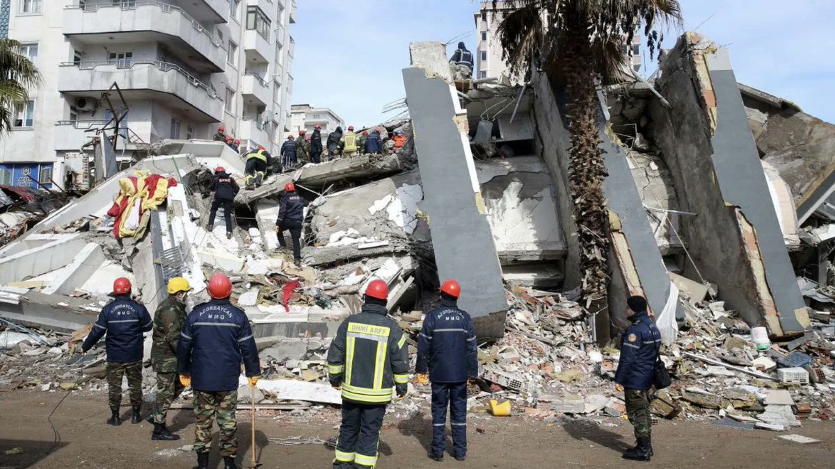 T24_com_tr's tweet photo. 35 kişiye mezar olan Ezgi Apartmanı davası: Başsavcılığın itirazı üzerine beraat eden mimar Danacı'ya yeniden yurt dışı çıkış yasağı ve imza şartı

https://t.co/1851ANwBrS

https://t.co/lMZ8ZI0Zib https://t.co/tZwv0usXoP