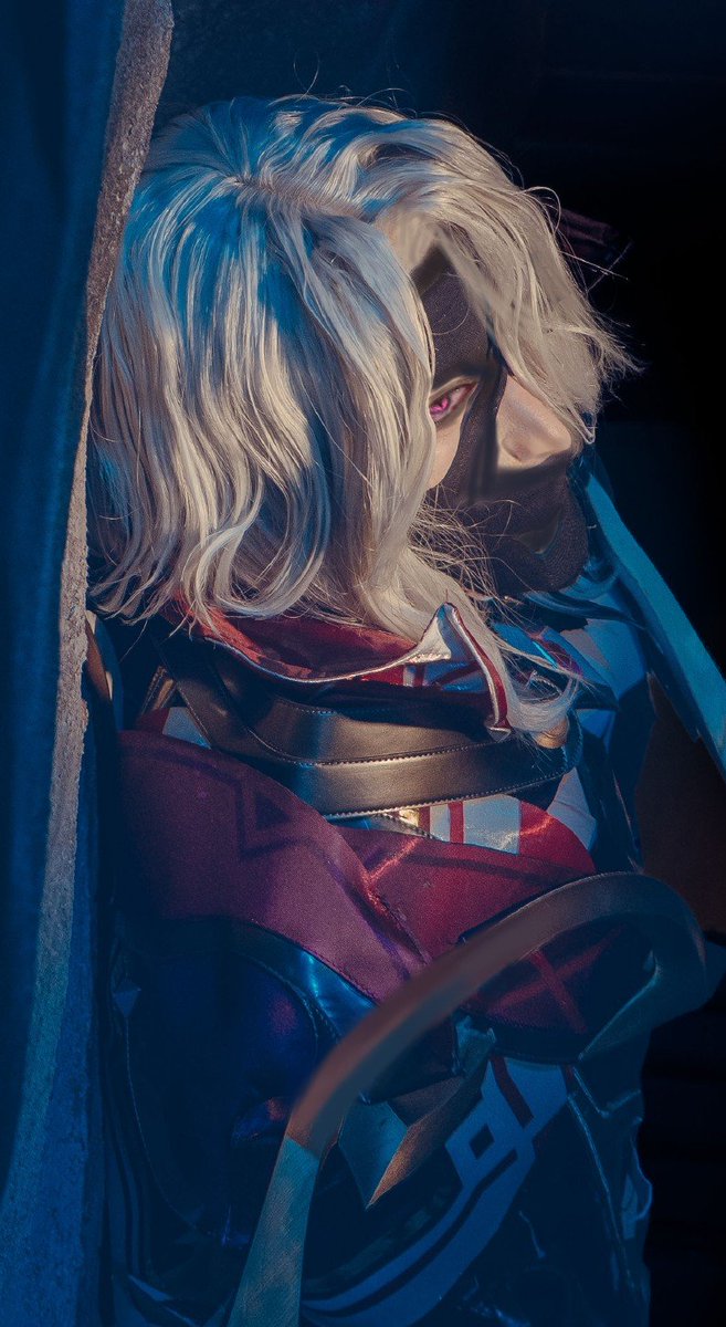 r0s0sy's tweet photo. cosplay
原神/GenshinImpact
月の狩人　レリル　
Rerir

───潜む────

photoby くろさん(@kuroxxetoile ) https://t.co/0hh9k6CIVk