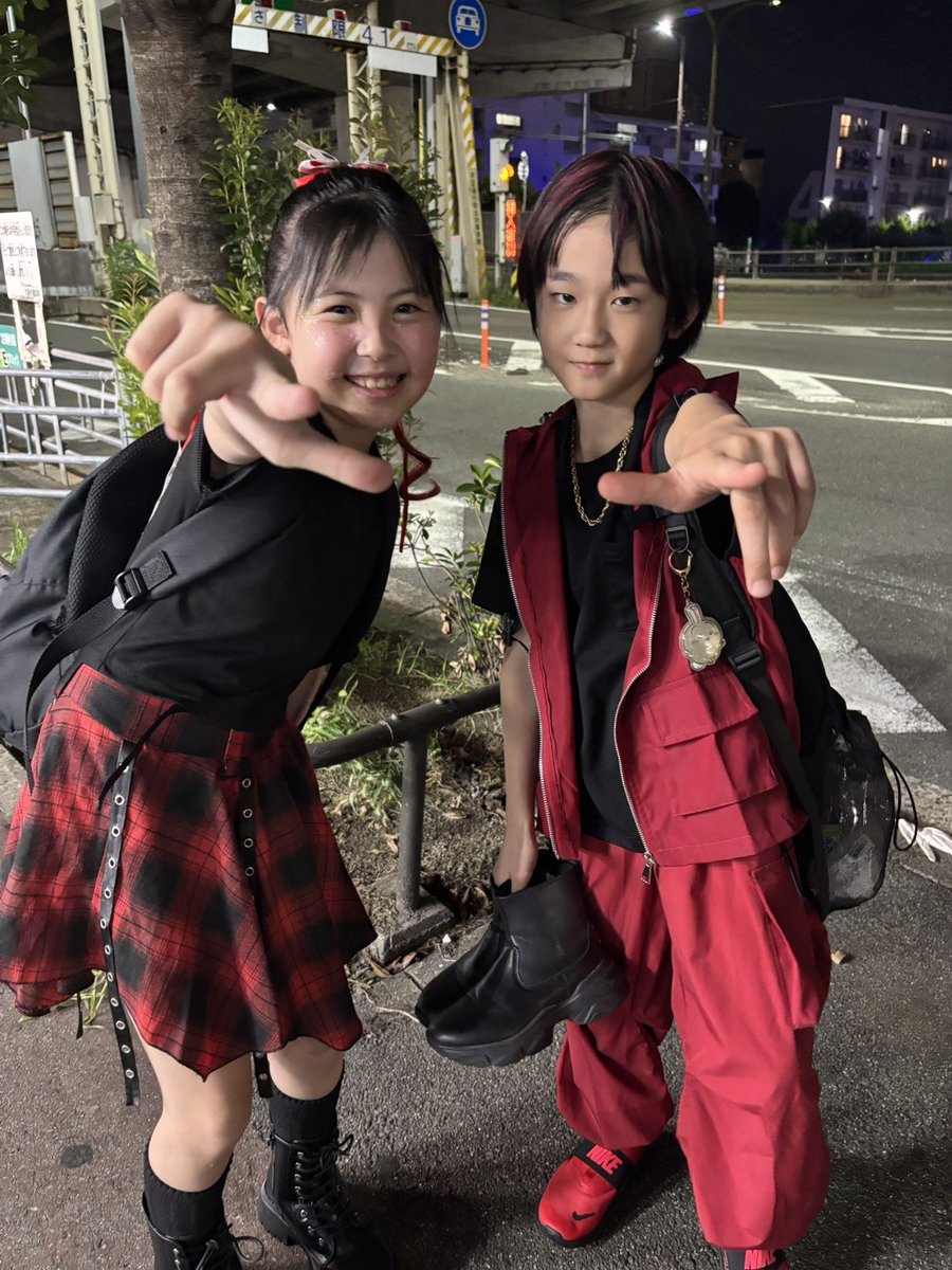 toki050610's tweet photo. 関西テアトルフェス１日目🫶
凄く楽しかった〜😆
ひろきくんママが推しうちわを作ってくれたよ😭✨クオリティが凄い！
きいちゃんのママもカード作ってくれた✨
いつも２人ともありがとう🫶
一緒に出演出来て嬉しかった！！！
４日は「猫の配達員」😆✨
#テアトルアカデミー大阪
#関西テアトルフェス https://t.co/bXoUbMDxxq