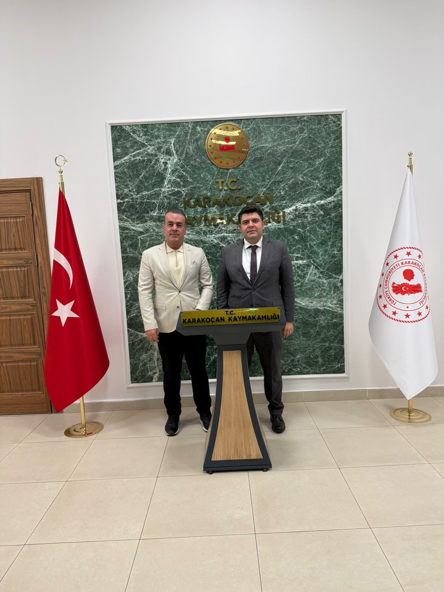 tckarakocan23's tweet photo. Bitlis İl Milli Eğitim Şube Müdürü Mehmet Salim EKİN, Kaymakamımız Sayın Furkan SEYMAN’ı ziyaret etti. https://t.co/aarPu7gZNP