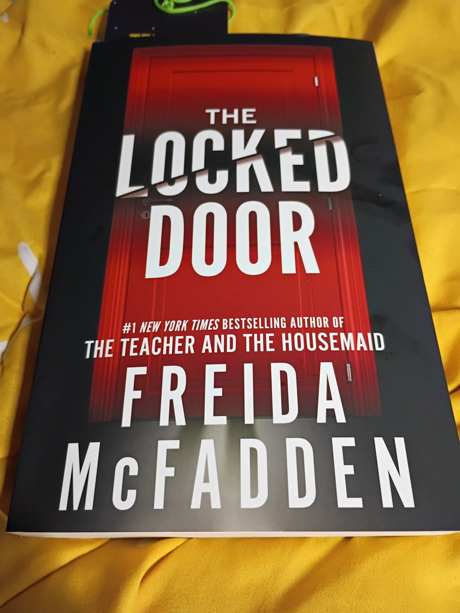niahflame's tweet photo. @goodreads https://t.co/aLq6X0Y7Rr