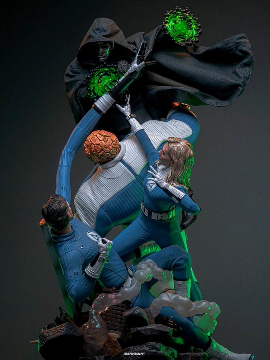 MCUFilmNews's tweet photo. First look at Hot Toys’ Doctor Doom vs The Fantastic Four figures for ‘AVENGERS: DOOMSDAY’ https://t.co/dEbhfANunZ