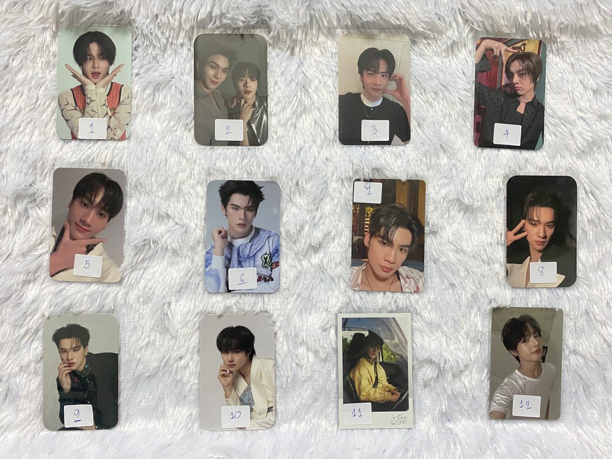 yyying_yy's tweet photo. แจกการ์ด #ตลาดนัดดูมันดิ #ตลาดนัดDMD (เฉพาะคนฟอล) ! 

(แอคละเม้นเท่านั้นแต่กี่โพสก็ได้)

⭕️รบกวนอ่านกติกา⭕️
✅ รีทวิต + เฟบ โพสนี้
✅ ต้องการใบไหน พิมพ์เลขนั้นใต้โพสได้เลย 
✅ จะตอบเม้นกลับในวันพรุ่งนี้ รบกวนทุกคนยืนยันสิทธิ์ตามเวลาที่กำหนดนะคะ
✅ ขอคนสะดวกออกค่าส่ง 65.- เอง ใครไม่สะดวกไม่เม้นเล่นน้า หากทางเราตอบกลับแล้วไม่รับขอตัดสิทธิ์ทุกการแจกจะไม่ได้อีกนะคับบ

{ 1 คน ได้แค่ 1 ใบ } จะเม้นกี่โพสก็ได้ค่ะ แต่จะได้เพียง 1 ใบเท่านั้นค่ะ 

***ไม่ได้เน้นเร็วค่ะ อิงจากการเห็นเม้นใครก่อนยึดตามของเรานะคะ  🙏🏻🥹