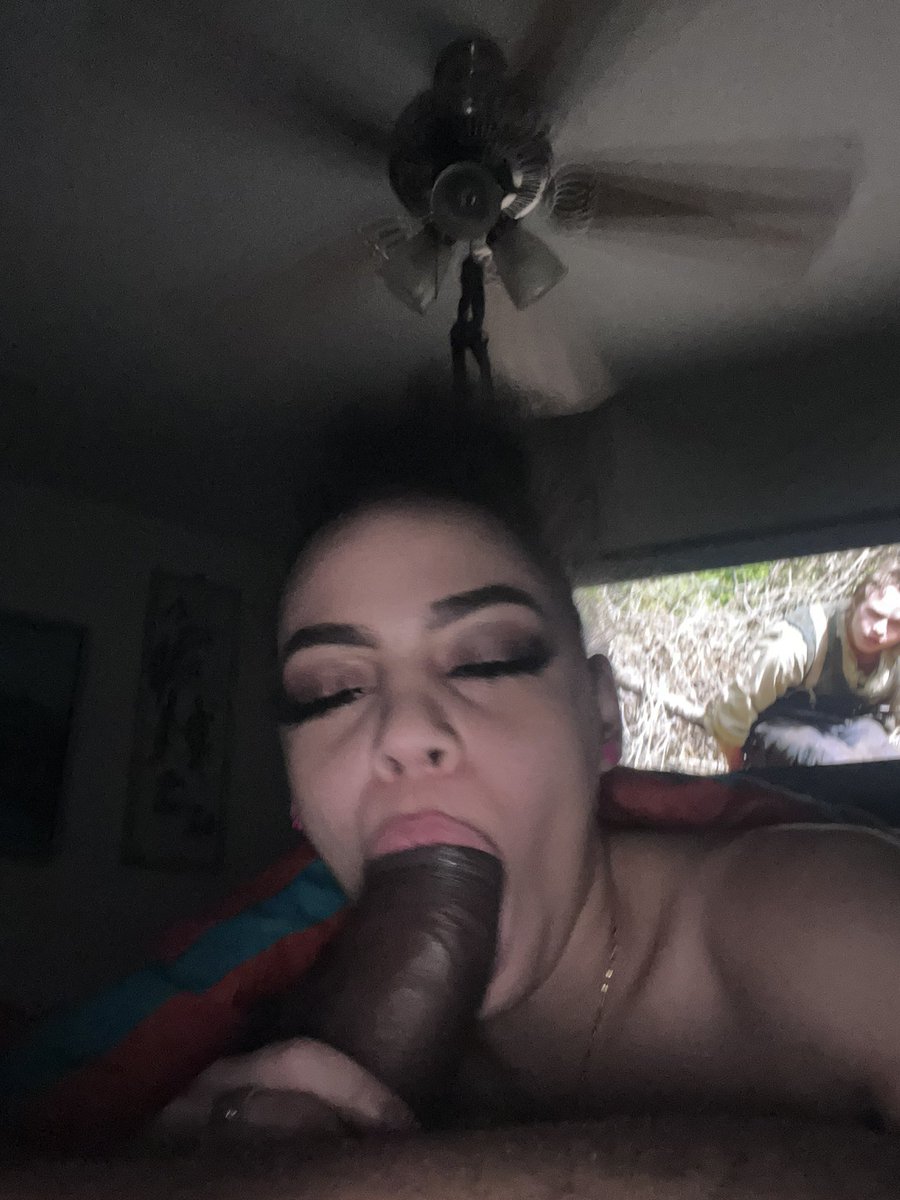 headgoat20's tweet photo. This is what happens when you slide in my DMs https://t.co/l3gmIMU3Fj