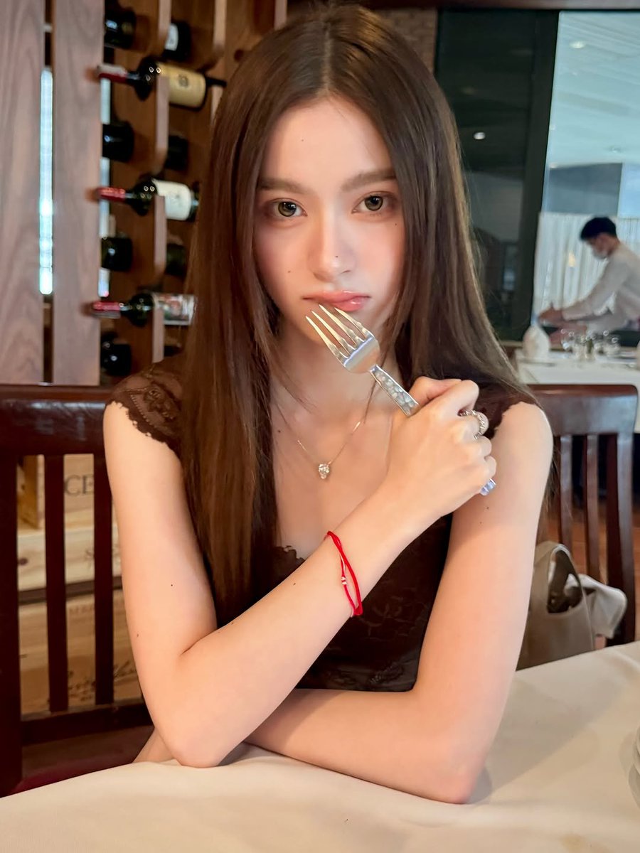 primiitrend's tweet photo. ɪɢ: ᴘʀɪᴍɪɪʟʏ ᴜᴘᴅᴀᴛᴇ

 Dinner✨😻

#primiily #ลูกหมีของพรีม https://t.co/t98TvbJ9FQ
