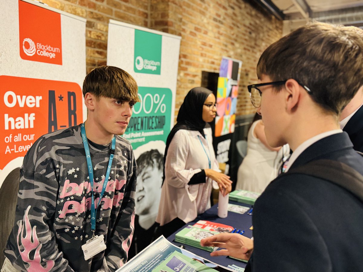 AmazingAccy's tweet photo. Hands-on and getting involved! 🙌
Great to have The @hyndburnacademy with us, experiencing what our exhibitors have to offer.
#AmazingAccrington #FuturesEvent https://t.co/Lm2akFrxHZ