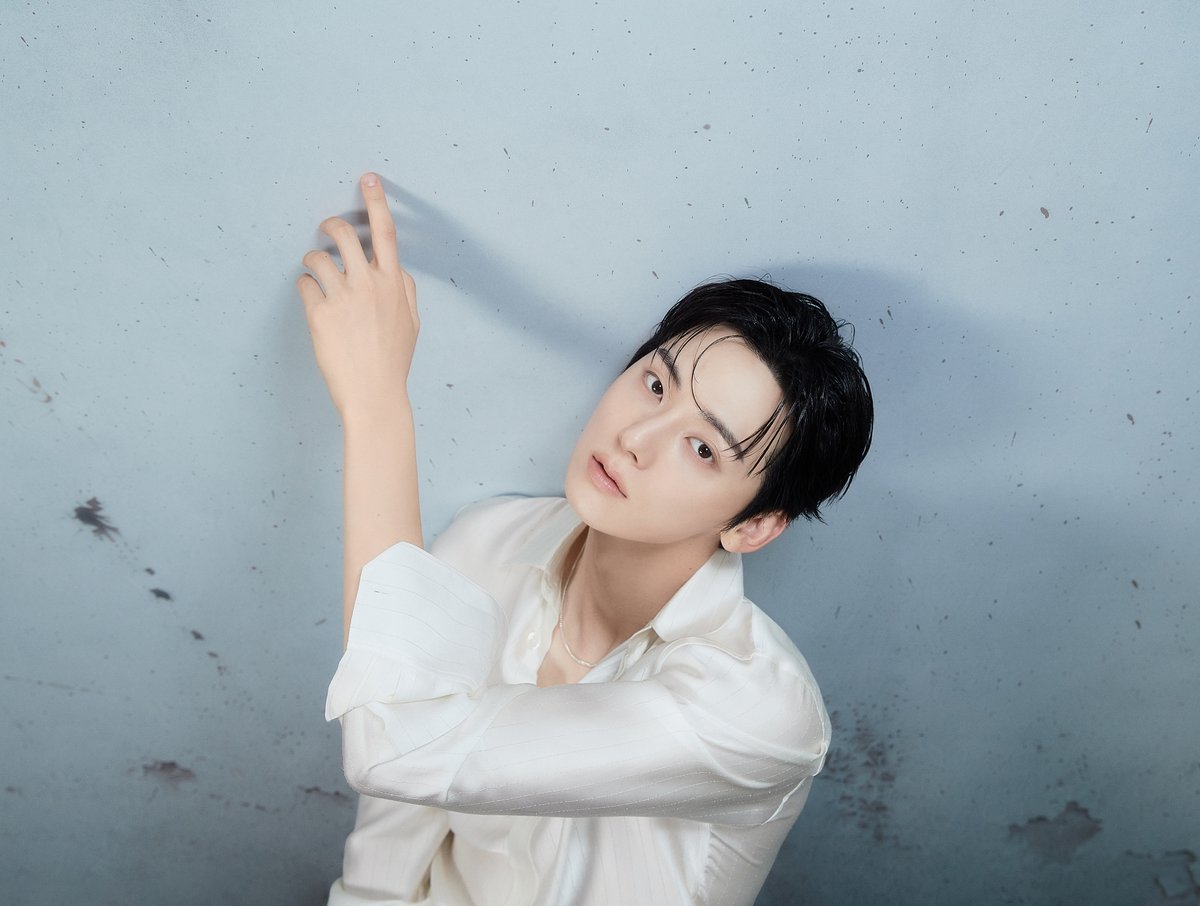 MINHYUN_PLEDIS's tweet photo. 황민현 (HWANG MIN HYUN) Digital Single [OUR]
Official Photo Ver.1 : 𝐃𝐎𝐓

2026.10.07 6PM (KST)

#황민현 #HWANGMINHYUN
#OUR https://t.co/MiKNBHdOEW