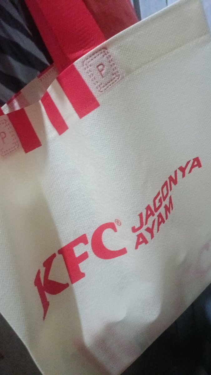 Cherrywinniee's tweet photo. Terakhir makan jam 2, super late makan malam. Thx ak https://t.co/W2LwDZ8KTK