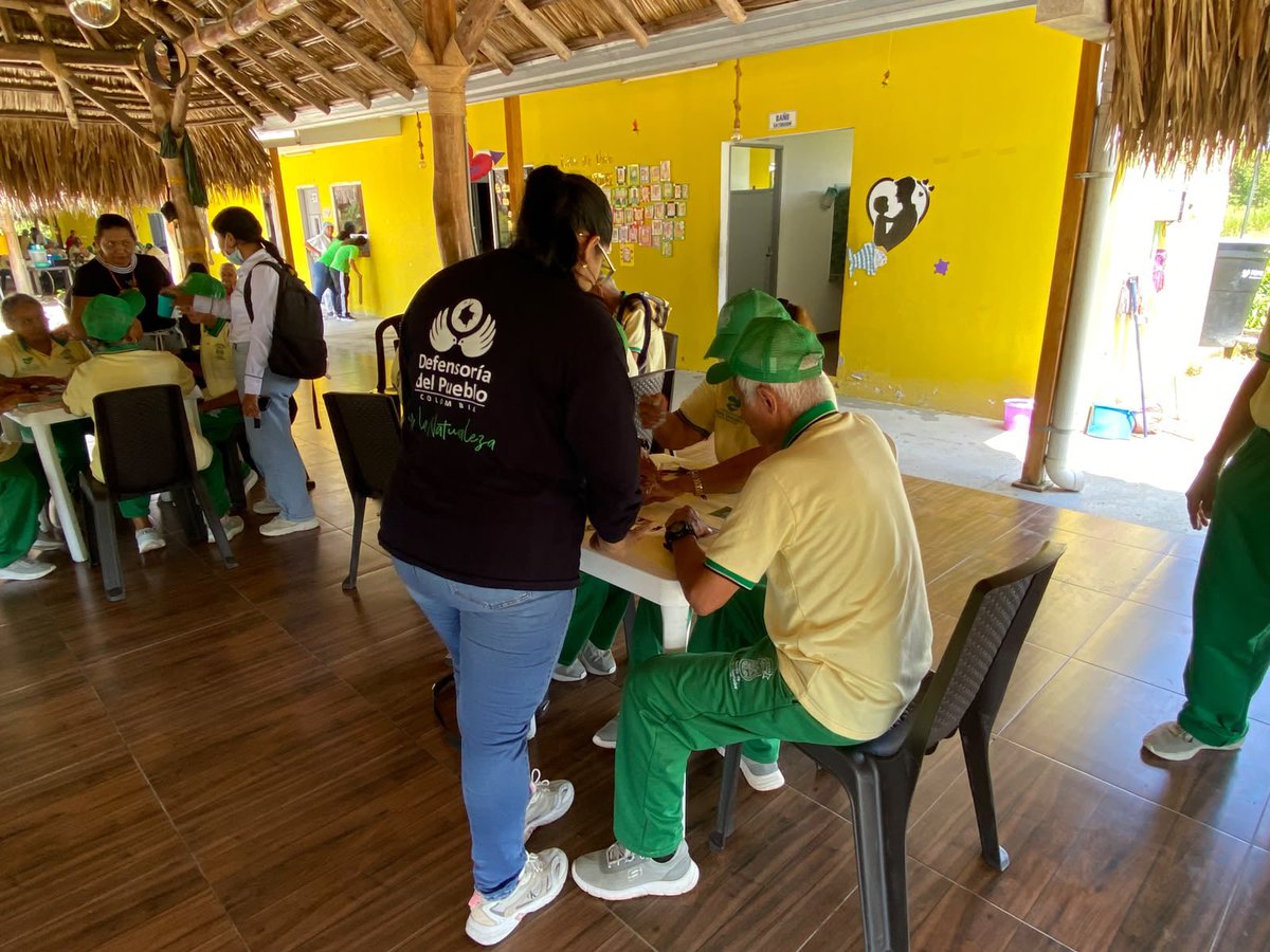 DefensoriaCol's tweet photo. Realizamos en Puerto Libertador, Córdoba, un taller con motivo del Día Internacional de las Personas Mayores, orientado a reconocer y fortalecer sus derechos.

Durante la jornada, destacamos el cuidado como un derecho fundamental y, a través de cartografías sociales, identificamos las necesidades y los desafíos presentes en los territorios donde habitan, promoviendo acciones que contribuyan a una vida digna y al ejercicio pleno de sus derechos.