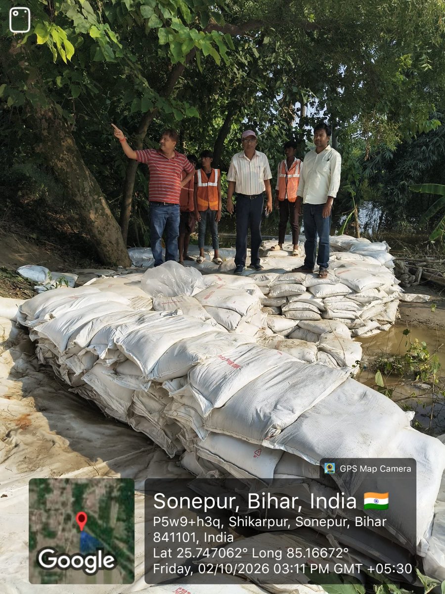 WRD_Bihar's tweet photo. गंडक नदी के दाएं तटबंध के 5.00 किमी (सारण, ग्राम शिकारपुर मगरपाल) पर सीपेज परिलक्षित हुआ, जिसे विभाग के अभियंताओं द्वारा आवश्यक कार्य कर सफलतापूर्वक नियंत्रित कर लिया गया।
#FloodControl
#Saran
#BiharFloodRelief
#WaterResourcesDepartment
#DisasterManagement
@IPRDBihar https://t.co/h9TlSDhHsJ