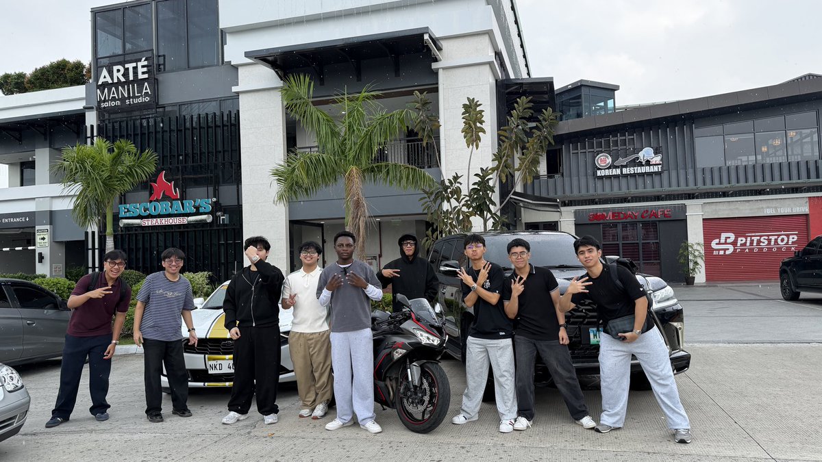 weclipflow's tweet photo. First ever Clipflow Academy staff meetup 🇵🇭

Just a group of Clippers celebrating how far we’ve come in 6 months.

65,700+ members network. Billions of views. Thousands of lives changed.

And we’re only getting started. 🫡 https://t.co/Fne9e7gCu4
