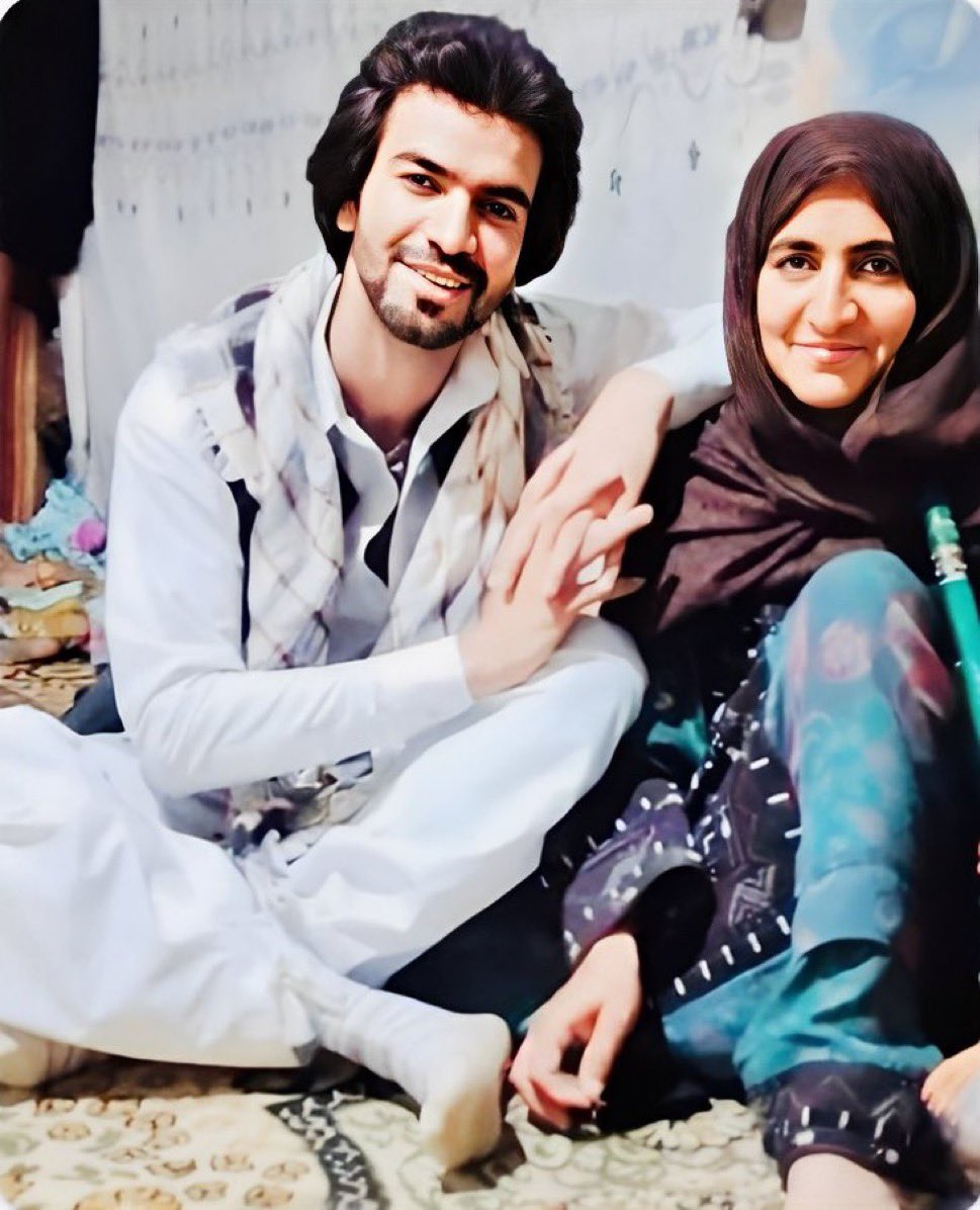 vidarwarrior's tweet photo. به یاد #خدانور_لجه‌ای که امروز هم تولدشه، هم سالگرد جاویدنام شدنش...🖤

۱۰ مهر ۱۳۷۴ _ ۱۰ مهر ۱۴۰۱🥀 https://t.co/eCifHJXqwT