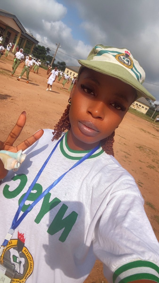 Real_gracia6's tweet photo. Obeying the clarion call #NYSC #oyocorper https://t.co/DxihXNxgkt