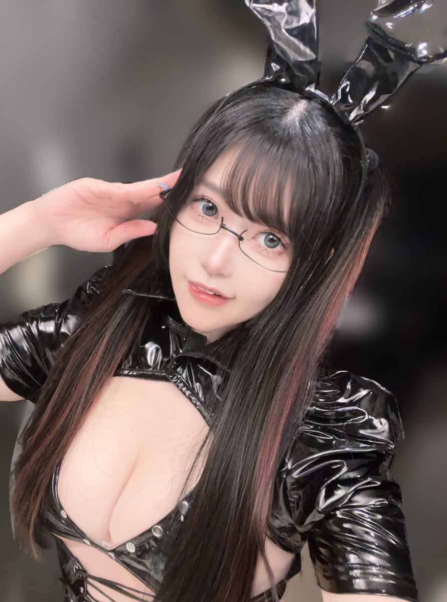 unicorn_lin9029's tweet photo. #メガネの日

出遅れました https://t.co/O2KJXsQpoA