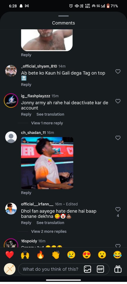 Lifeandshesuck's tweet photo. Bhyi JD ka comment section,lol ...

Kon h ye log bc itne andhe fans kaha se aa gye 😭🙏🏻😂 https://t.co/VIKhoTAfp7