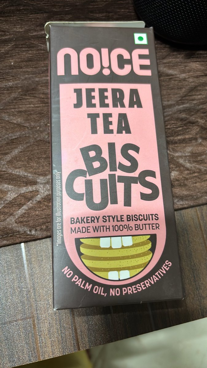 reach2madhu's tweet photo. @InstamartS @Swiggy @Tukaram_IndIAS @fssaiindia Today I ordered biscuit from @SwiggyCares and received expired product, after complaining customer care isn’t helpful at all. https://t.co/NAw3QebtC9