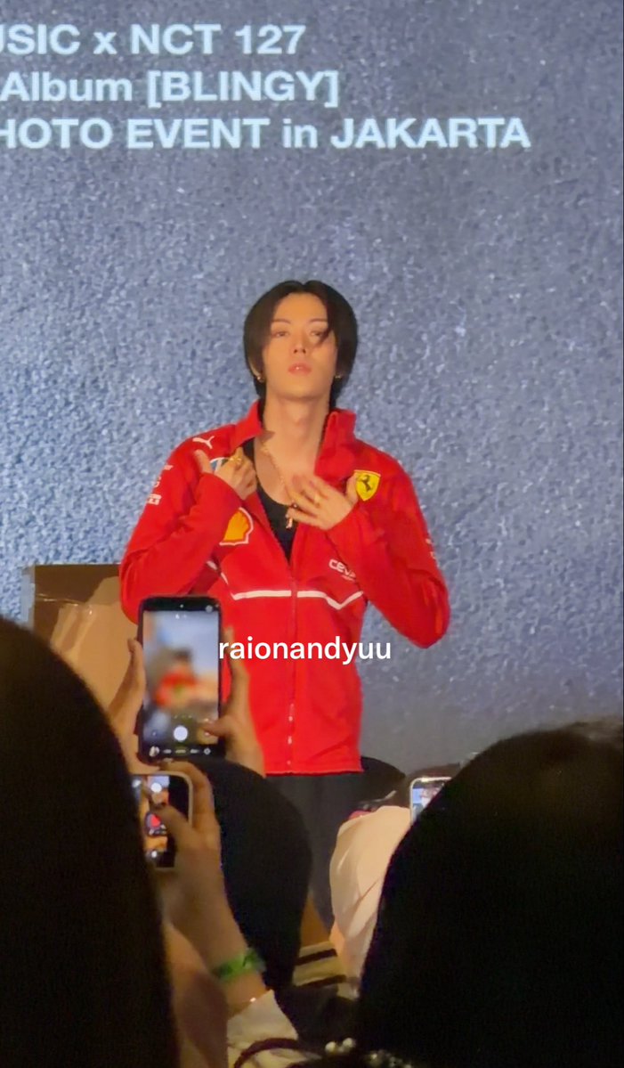 RaionandYuu's tweet photo. Yuta ferrari 🔥🔥🔥🔥
pls give me more nct x f1 shenanigans https://t.co/N1R8tANvQS