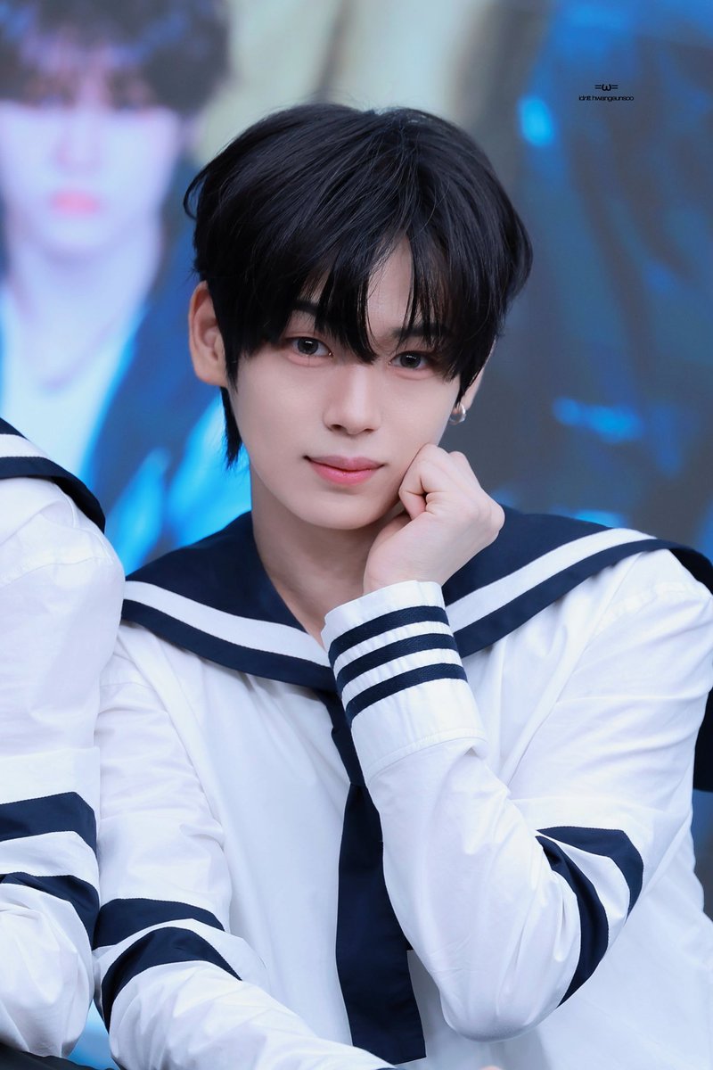 zfkryx's tweet photo. 260919 #idntt #황은수 https://t.co/oFix8QsyZw
