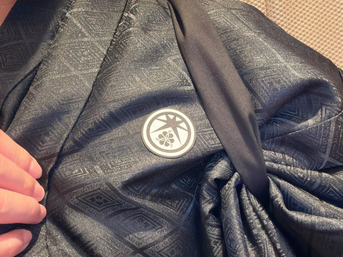 729Yuta's tweet photo. 十周年特別企画　配信番組＜舞台『刀剣乱舞』感謝の宴＞ 

出演させていただきます！！
とんでもない人数で収録してまいりました！
楽しかったぁ……！

みんなと会えたのも10年応援していただいたおかげです

https://t.co/PDZUIrJy1G

 #刀ステ10周年 https://t.co/UMkTFEx736